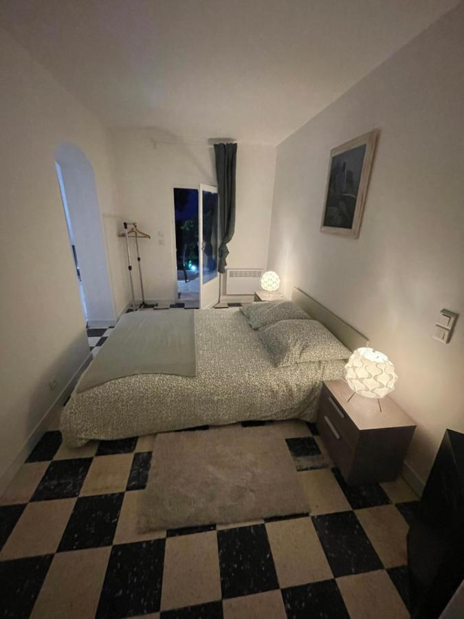Appartement Plein Centre Avec Jardin Saint-Tropez Exterior photo